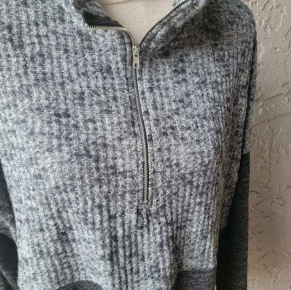 NWOT Boutique Quarter Zip Sweater sz 1X - Picture 2 of 6
